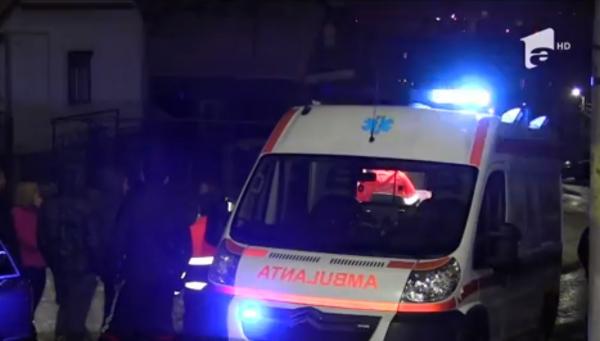 Pieton rănit grav după ce a fost lovit de duba mascaților, într-o localitate din Argeș (Video)