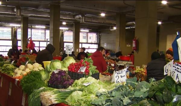 Odată cu Postul Paştelui, tarabele s-au umplut de trufandale!