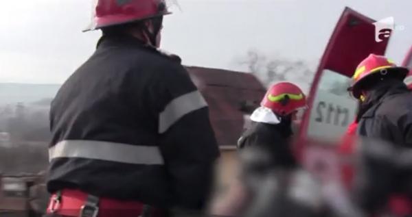 Doi fraţi de 12 şi 13 ani, la un pas să ardă de vii la Cluj din neglijența părinților