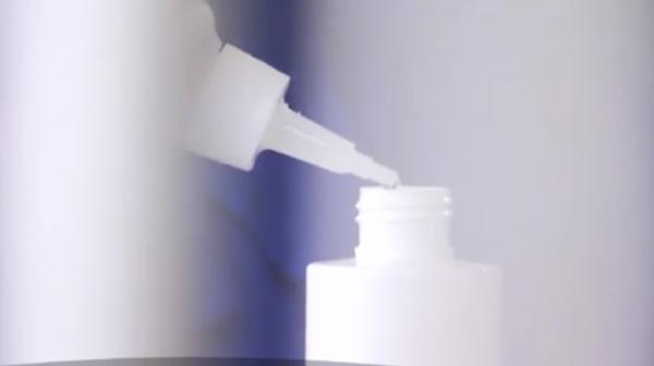 Produsele cosmetice ar putea deveni simţitor mai scumpe