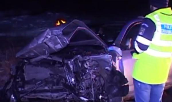 Planul roşu de intervenţie pe o şosea din Vaslui, după ce un şofer a intrat  pe contrasens, într-un autoturism care circula regulamentar