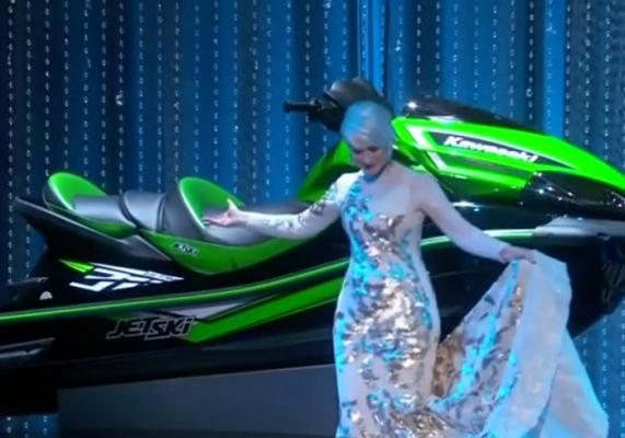 Strălucire pe covorul roșu! Actrițele au renunțat la rochiile negre, la decernarea Oscarurilor