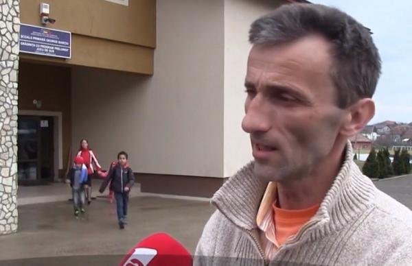 Învăţătorul care a lovit un copil la Cluj recunoaşte gestul. Copilul vorbea urât, era sfidător și obraznic