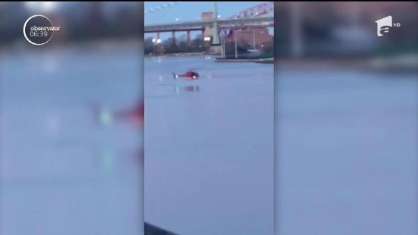 Accident aviatic cu cel puţin doi morţi, la New York. Momentul în care elicopterul s-a prăbuşit, surprinşi de martori