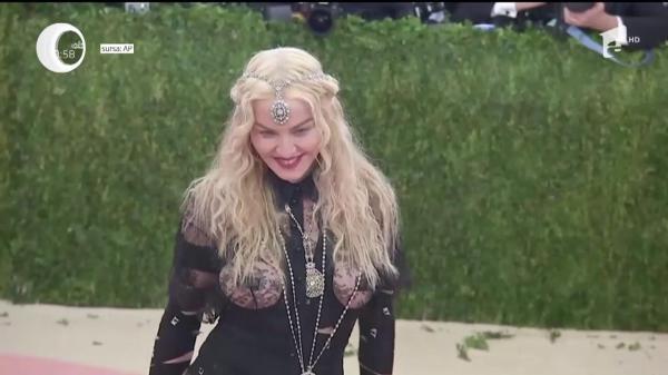 Madonna va regiza filmul "Taking Flight', povestea unei balerine de origină africană