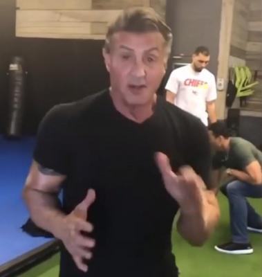 Sylvester Stallone, în formă şi la 71 de ani. Actorul merge în mod regulat la sală, în pofida vârstei sale înaintate