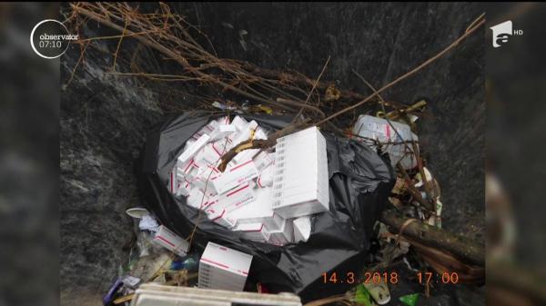 Saci cu medicamente, în pubelele de gunoi din Suceava. Au fost găsite inclusiv substanţe halucinogene