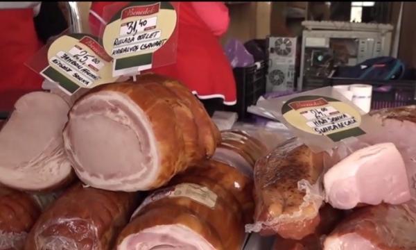 Cumpărăturile "pe gustate", cea mai mare plăcere a românilor. Târgurile tradiţionale îşi aşteaptă pofticioşii