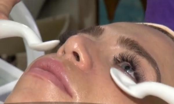 Tratament eficient împotriva cearcănelor şi pungilor de sub ochi