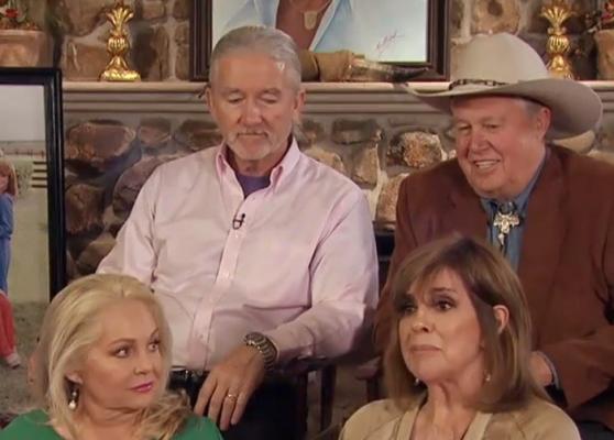 Au trecut 40 de ani de la primul episod din serialul Dallas, iar Sue Ellen, Bobby, Ray şi Lucy s-au întâlnit, din nou