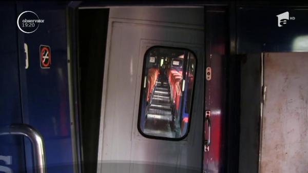 Tren deraiat între Reşiţa şi Timişoara. Zeci de călători în pericol, după ce garnitura a sărit de pe şine