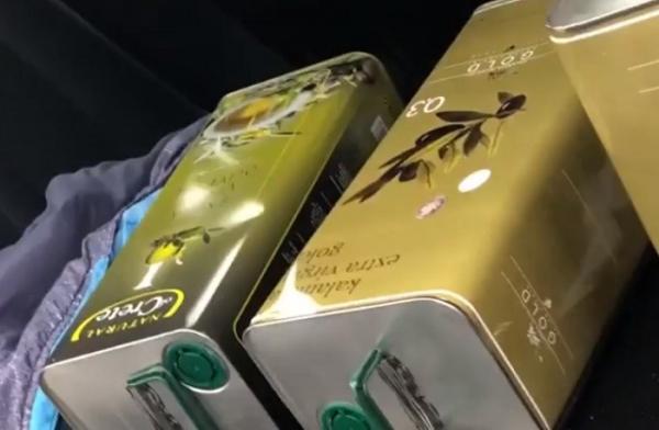 Uneori, produsele de pe net sunt de două ori mai scumpe decât în magazin, fără să aibă garanţia calităţii