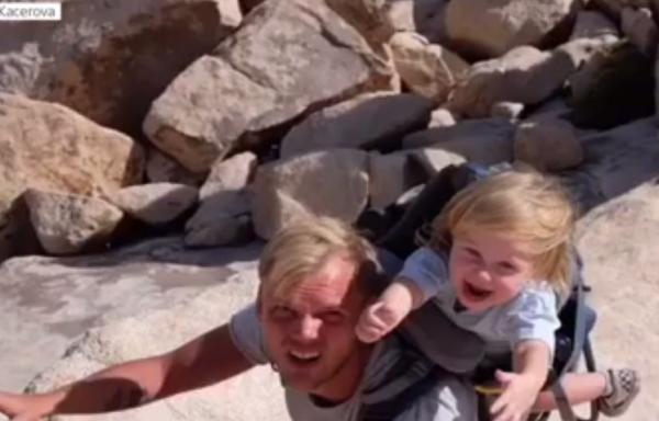 Celebrul DJ Avicii, a cărui moarte a şocat întreaga lume, şi-ar fi pus capăt zilelor