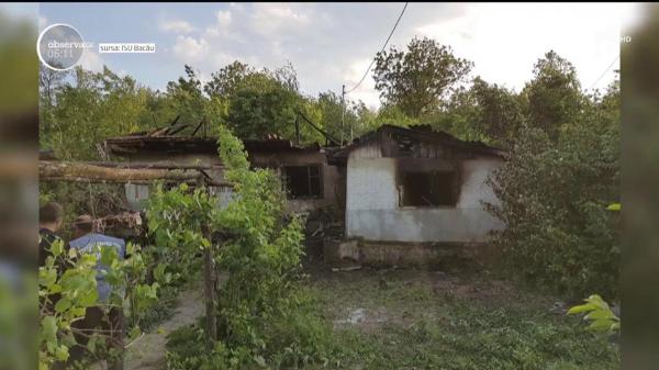 Incendiu devastator  la o casă din Frumuşelu, judeţul Bacău