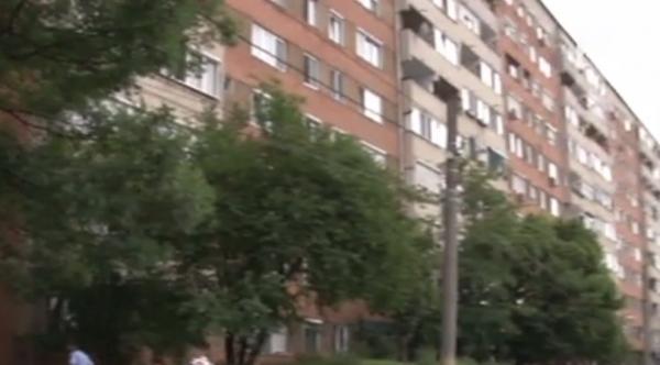 Tragedie în Oradea. Un alpinist utilitar a murit pe loc după ce a căzut de la etajul zece al unui bloc