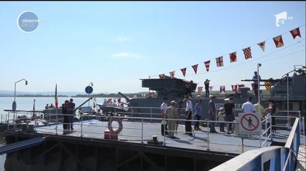 Aplicaţie pe Dunăre cu nave militare româneşti