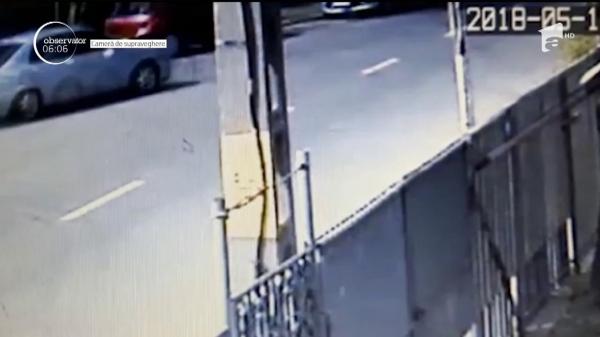 Imagini şocante surprinse de o cameră de supraveghere pe o şosea din Buzău