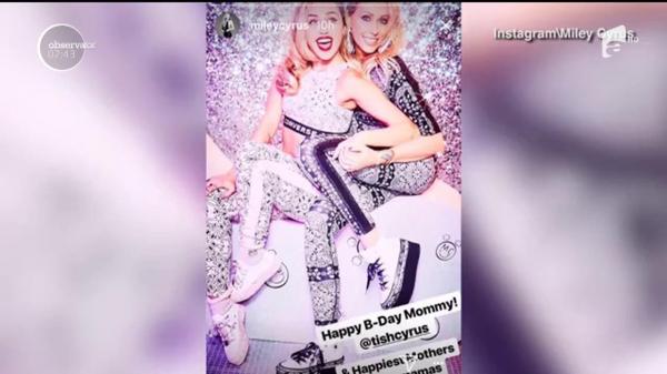 Miley Cyrus, potret de familie alături de mama şi bunica ei. Iată cu cine seamănă diva pop