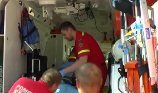 Un bărbat de 43 de ani din Agapia şi-a înjunghiat soţia şi socrii şi a dispărut fără urmă după atacul sângeros