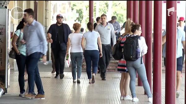 Tot mai mulţi români lasă aglomeraţia şi traiul scump de la oraş pentru viaţa liniştită de la ţară