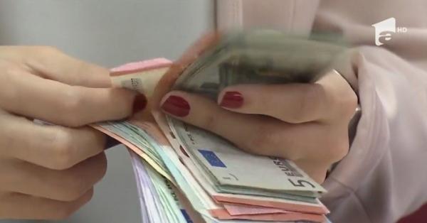 Românii care trimit bani în țară, monitorizați de autorităţile europene şi de cele din România