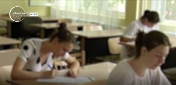 Un tânăr din Constanţa a reuşit să uşureze foarte mult viaţa celor care învaţă pentru Bacalaureatul la Limba şi Literatura Română