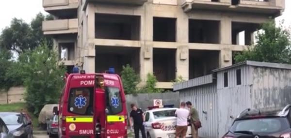 Un adolescent din Cluj Napoca şi-a pierdut viaţa după ce a căzut de la etajul al şaptelea al unui bloc aflat în construcţie