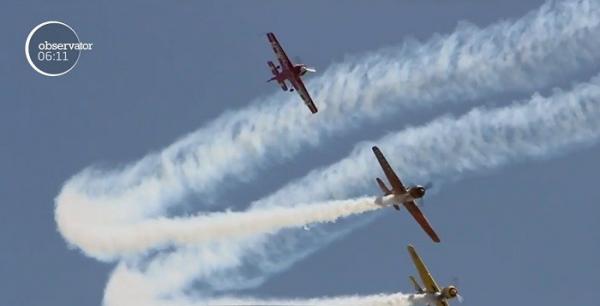Spectacol aviatic la viteze supersonice, la Buzău