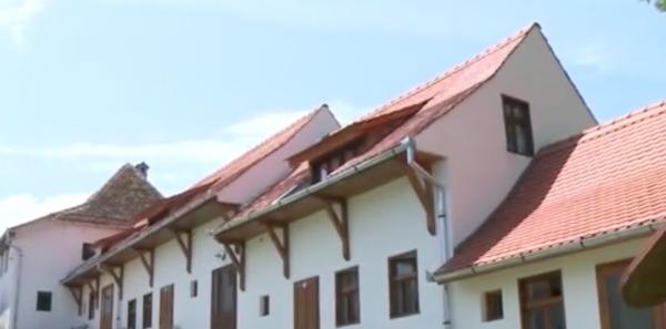 O localitate săsească din mărginimea Sibiului a renăscut, mulţumită unei familii de saşi
