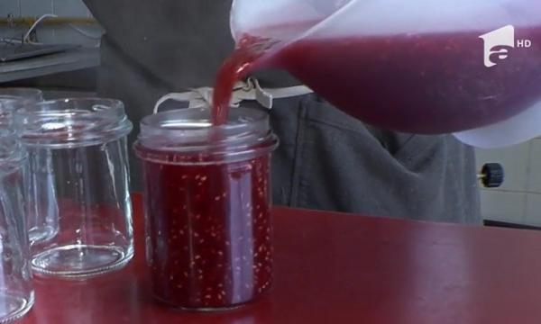 Dulceața de casă, rețete exotice. Cu ce preţ se vinde un borcan de gem sau dulceață de casă