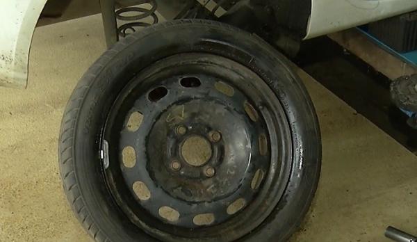 Cum alegem anvelopele de vară şi la ce riscuri ne expunem dacă le folosim necorespunzător