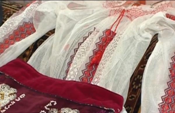 Ia, cusută cu dibăcie și purtată cu mândrie