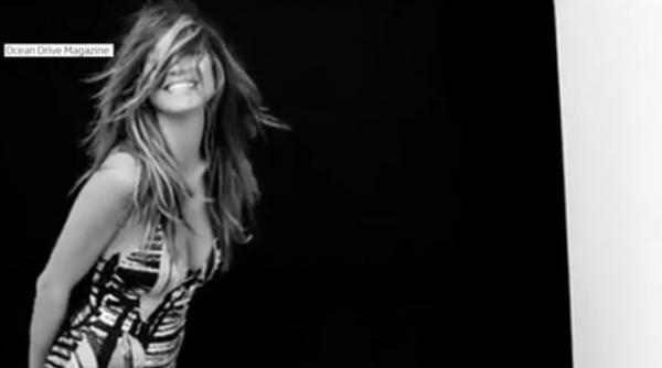 Are 45 de ani, dar arată la fel ca în tinereţe