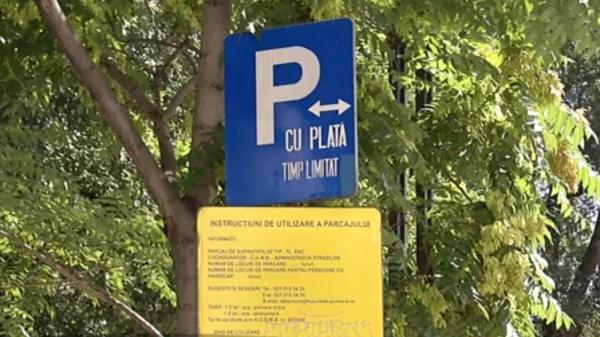 Parcare ieftină pentru riverani. Şoferii bucureșteni care locuiesc în centru vor avea tarife speciale