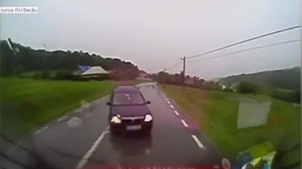 Imaginile de la accidentul în care au fost răniţi şase pompieri din Bacău, aflaţi în misiune au fost făcute publice