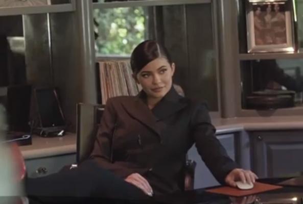 Donaţii pentru Kylie Jenner, mezina familiei Kardashian. Fanii o ajută să devină miliardară