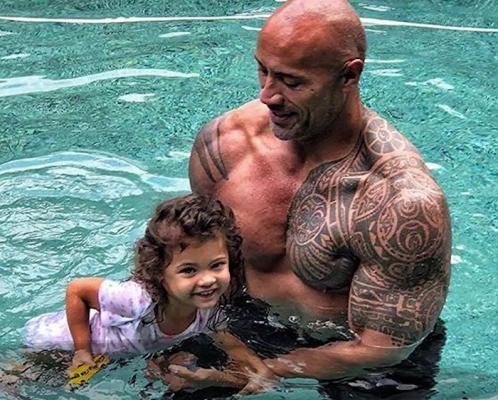 Dwayne Johnson, un tată model