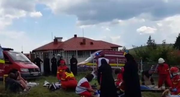 Exerciții ale ISU Neamț la Mănăstirea Agapia, pentru a pregăti măicuțele în caz de incendiu