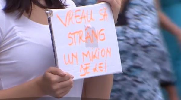 Experiment Observator: milionar la colțul străzii. Cui dau românii bani pe stradă