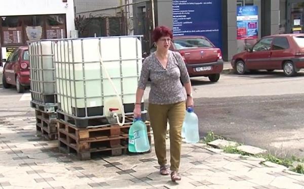 Locuitorii din Bacău au din nou apă, după 7 zile de chin