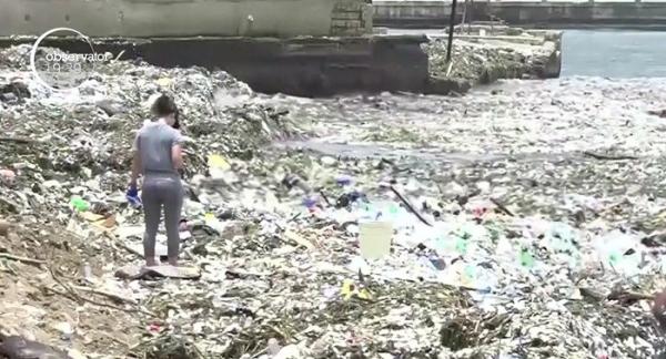 Paradisul din Caraibe se transformă într-o groapă de gunoi. Plaje întregi au fost acoperite de deşeuri