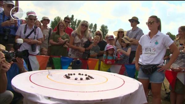 Competiţie inedită în Marea Britanie! Melcii s-au luat la întrecere la Campionatul Mondial de curse