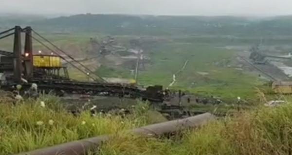 Clipe dramatice în mina Peşteana Nord din judeţul Gorj. Un bărbat a murit după ce a fost prins într-un utilaj