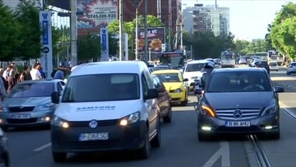 Primăria București dă eco-vouchere în valoare de 9.000 de lei, pentru achiziționarea de mașini cu nivel redus de emisii