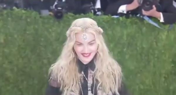 Madonna îşi sărbătoreşte cea de-a 60-a aniversare printr-o strângere de fonduri pentru copiii orfani din Malawi