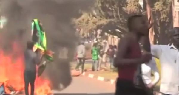 Confruntări violente după alegerile din Zimbabwe. Armata a scos tancurile în capitală, se trage cu muniție de război