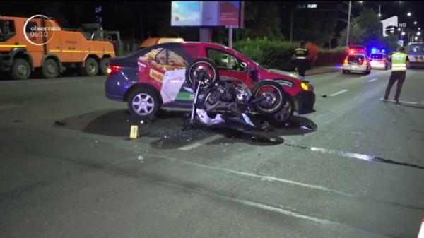 Accident grav în București. Un motociclist a ajuns la spital cu brațele rupte, după ce șoferul unei mașini nu s-a asigurat