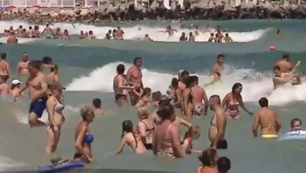 Avertisment pentru turiştii de la Eforie Nord: ţărmul se modifică după fiecare furtună