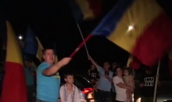 Românii din diaspora se pregătesc pentru mitingul din Bucureşti. Protestele au început deja în alte oraşe