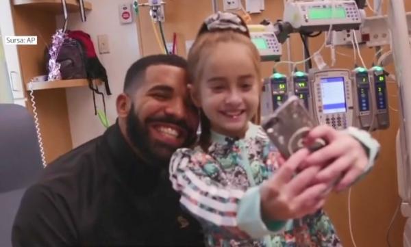 Drake i-a făcut o surpriză unei fetiţe spitalizate pentru un transplant de inimă, la Chicago